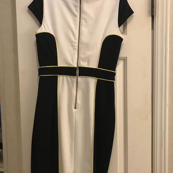 ‼️Bundle & Save‼️ XOXO Dress NWOT Sz 7 - Picture 4 of 7